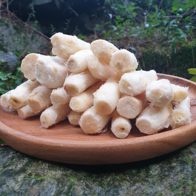 산지직송 국산 깐더덕 200g, 300g, 500g – 손질된 더덕, 향긋한 아삭함
